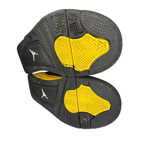 Size 9 - Air Jordan 4 Retro Thunder 2023 | DH6927-017 main image 3